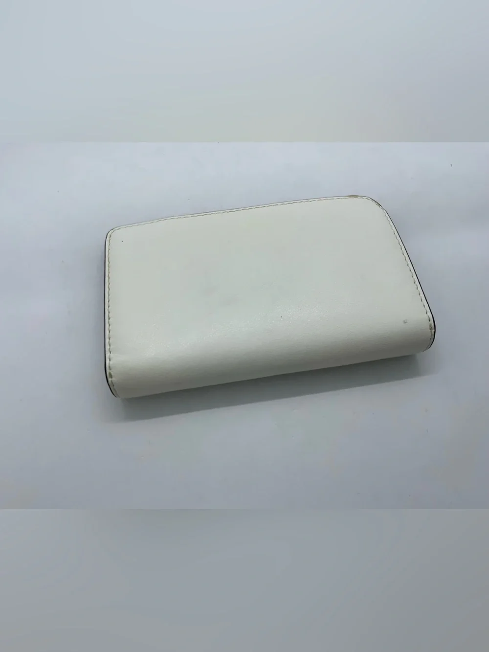 Michael Kors White Leather Zip Wallet with Gold Logo